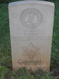 Dar Es Salaam War Cemetery - Spero, L